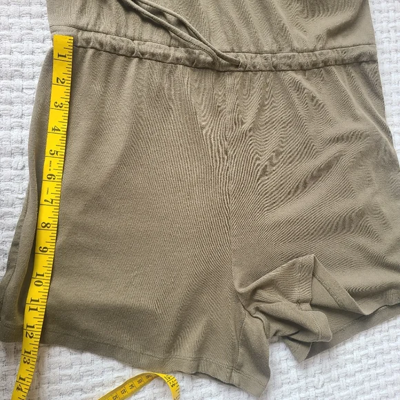 MWL Breeze Drawstring Romper Olive Green Sleeveless Women's Size M - Picture 8 of 11